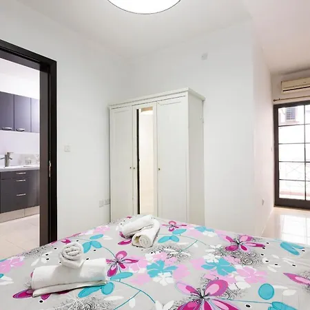 2 Bedroom Apartment-hosted By Sweetstay * Σλιέμα