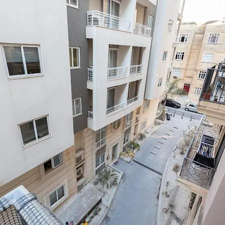 2 Bedroom Apartment-hosted By Sweetstay *