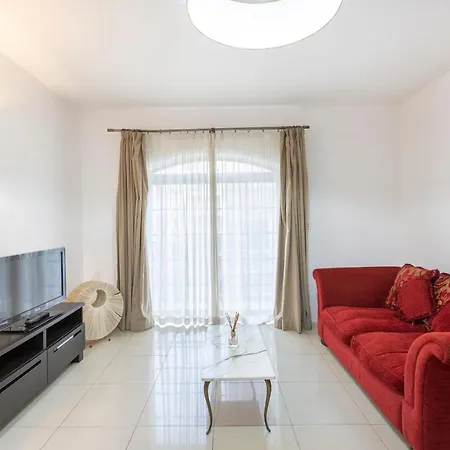 2 Bedroom Apartment-hosted By Sweetstay